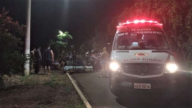 Passageiro morre e motociclista perde uma perna em acidente