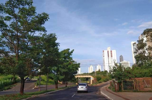 Domingo de calor&atilde;o na Capital teve chuva em 4 munic&iacute;pios do interior 