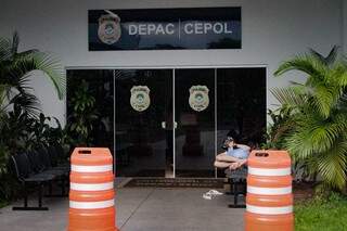 Caso foi registrado na Delegacia de Pronto Atendimento Comunitário Cepol. (Foto: Marcos Maluf)&nbsp;