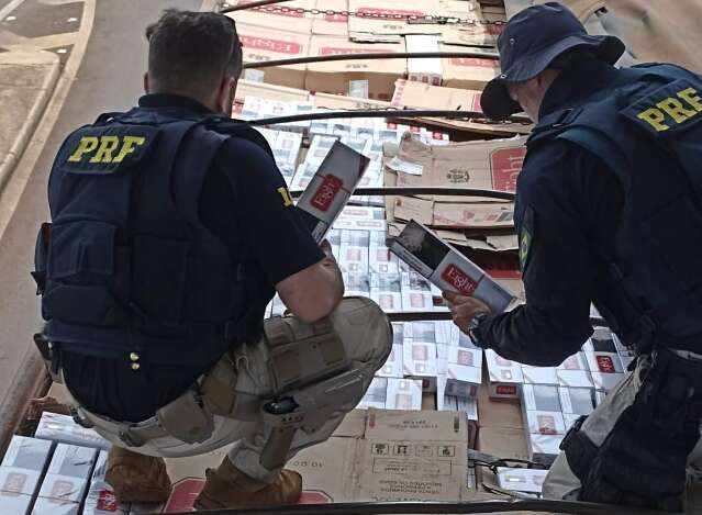 Paranaense &eacute; preso com carga de cigarro paraguaio avaliada em R$ 2,4 milh&otilde;es