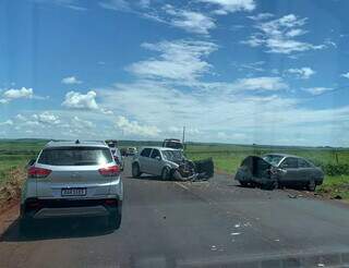 Acidente aconteceu na MS-162, em Maracaju. (Foto: Direto das Ruas)