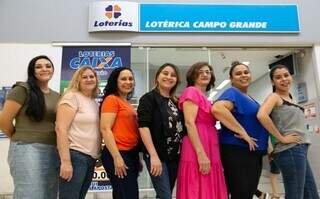 Equipe da Lotérica Campo Grande. (Foto: Divulgação)