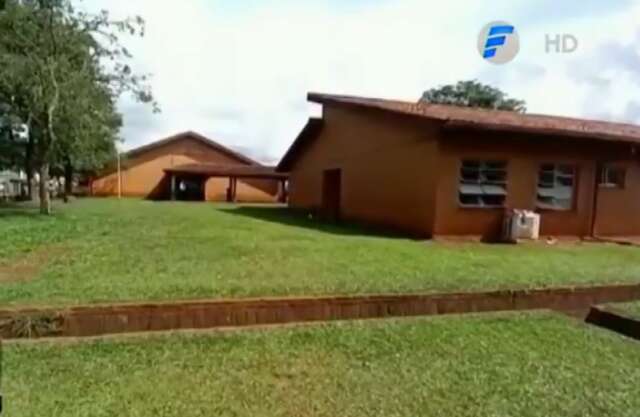 Crian&ccedil;a cai em balde de &aacute;gua e &eacute; encontrada morta pela m&atilde;e na fronteira