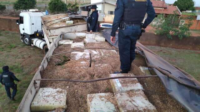 Motorista de carga recorde de maconha pega seis anos em regime semiaberto
