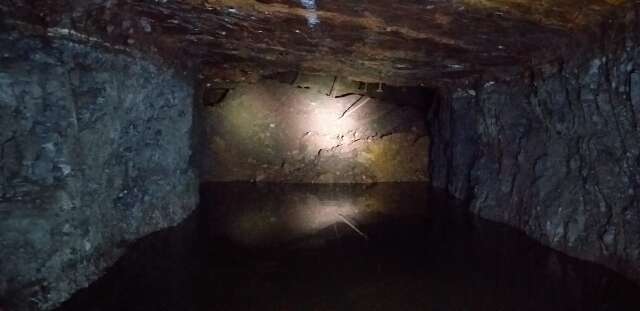 Fissura em rocha suspende atividades em mineradora da Vale em Corumb&aacute; 