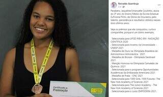 Em post, Reinaldo Azambuja parabenizou a jovem.(Foto: Reprodução/ redes sociais).