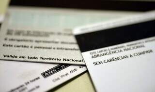 Carteirinhas de planos de saúde. (Foto: Agência Brasil | Arquivo)
