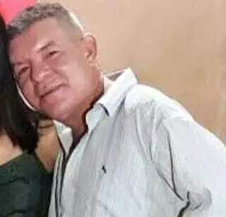 Mãe de pedreiro morto em MG cobra seriedade nas investigações Mãe de pedreiro morto em MG cobra seriedade nas investigações
