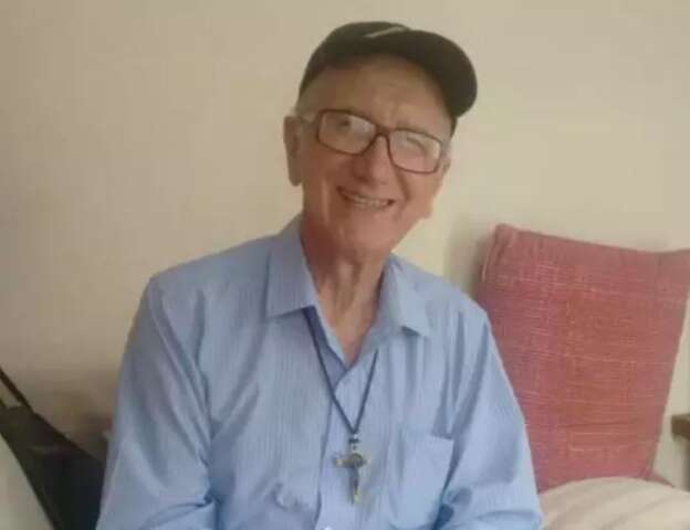 Morre &#039;seo&#039; Jo&atilde;o, sapateiro de sorriso f&aacute;cil que fez do S&atilde;o Juli&atilde;o o seu lar 