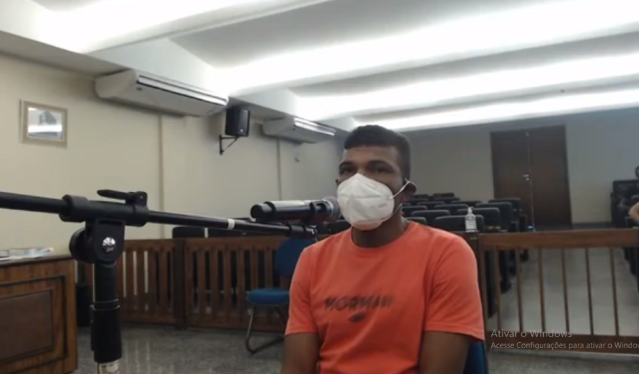 Homem &eacute; preso 9 anos depois de assassinar adolescente a pauladas 
