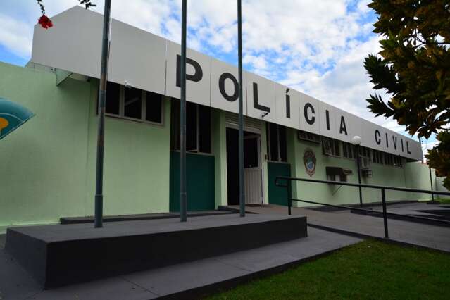 Bandido invade casa de ex-patroa da esposa, faz mulher ref&eacute;m e rouba R$ 3 mil