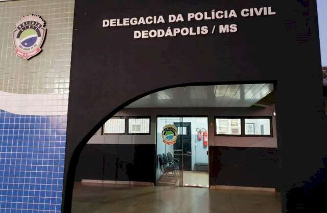 Homem &eacute; preso por amea&ccedil;a de morte e manter namorada em c&aacute;rcere privado 