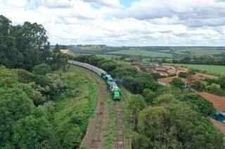 Malha ferroviária irá reduzir em 32% o custo de exportações. (Foto: Divulgação)
