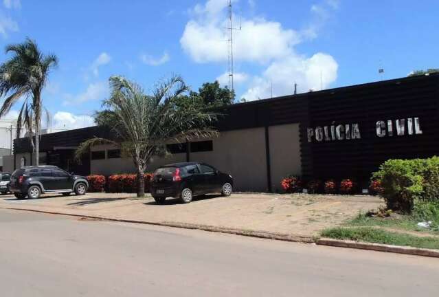 Pai &eacute; preso acusado de estuprar as tr&ecirc;s filhas por dois anos e alega bebedeira