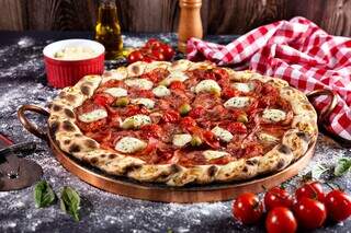 Rodízio de pizzas vai à mesa com mais de 60 sabores artesanais no jantar. (Foto: Divulgação)