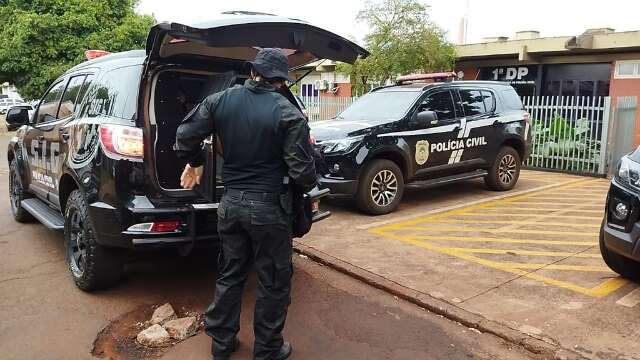 Bandido invade Pet Shop e desiste de levar carro ap&oacute;s v&iacute;tima orar por ele