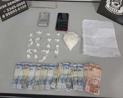 Traficante &eacute; preso com coca&iacute;na, ecstasy e 3 motocicletas em supermercado 
