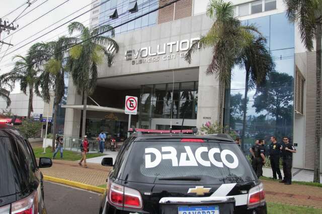 Pr&eacute;dios de luxo s&atilde;o alvos de mandados da 3&ordf; fase da Opera&ccedil;&atilde;o Dark Card