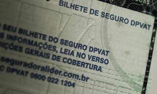 Bilhete de seguro do DPVAT. (Marcello Casal Jr./Agência Brasil) 
