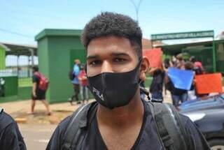 Estudante Luiz Victor Ramos, um dos organizadores da manifestação. (Foto: Paulo Francis)