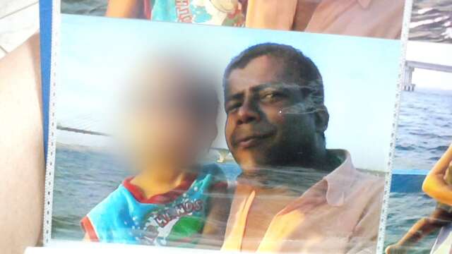 Mulher flagra guinchos recolhendo carros ap&oacute;s garagista desaparecer 