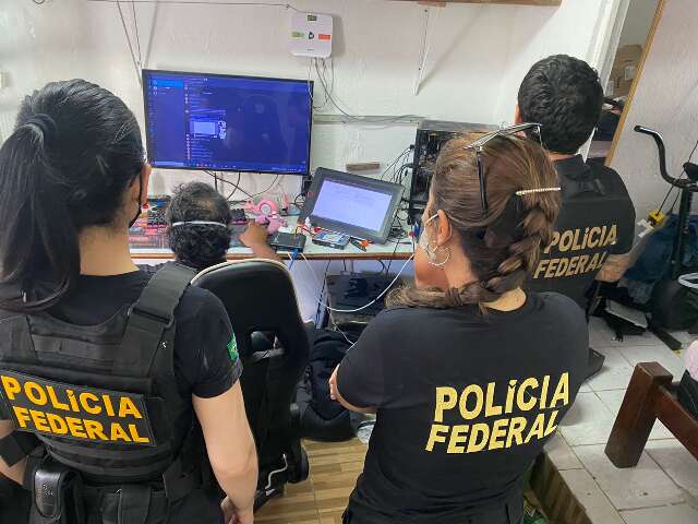 Opera&ccedil;&atilde;o tenta resgatar crian&ccedil;as e prender suspeitos de pornografia infantil