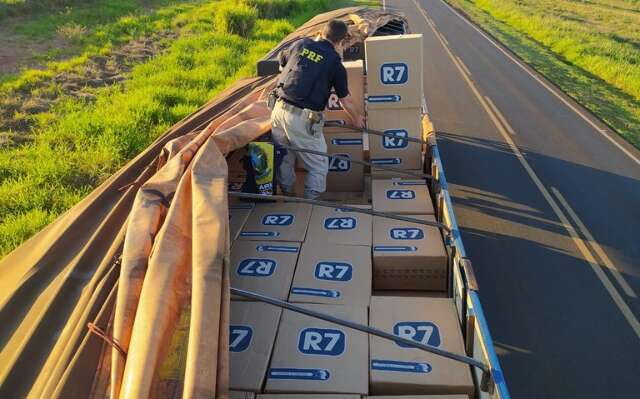 Carreta com R$ 2 milh&otilde;es em cigarros &eacute; apreendida na BR-163