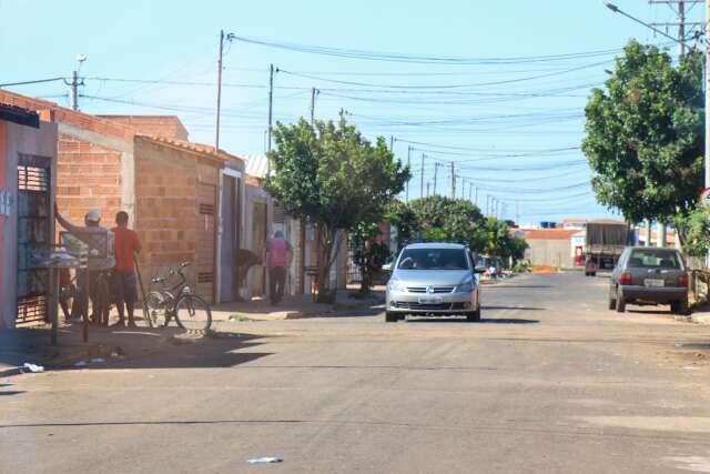 &quot;Foi um descarrego de tiro&quot;, disse morador sobre morte no Celina Jallad