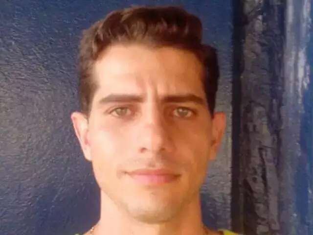 Exame de insanidade em policial acusado de duplo homic&iacute;dio adia julgamento