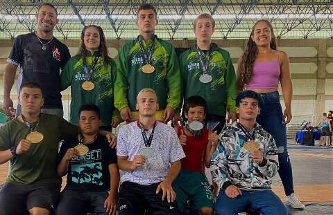 Equipe de MS conquista 8 medalhas no brasileiro de luta olímpica em Minas