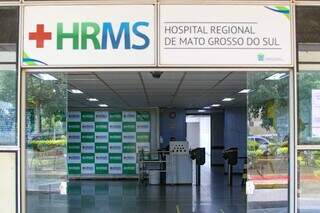 Entrada do Hospital Regional em Campo Grande (Foto: Marcos Maluf | Arquivo)