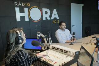 Estúdio da Rádio Hora em Campo Grande. (Foto: Marcos Maluf)