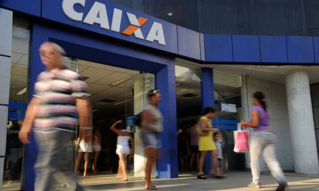 Clientes da Caixa podem regularizar d&iacute;vidas em atraso at&eacute; dia 30