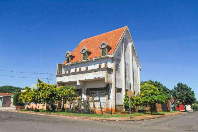 Visita a casa mal-assombrada. - Nosso Clubinho