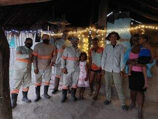 Familia da Geolgilene. (Foto: Divulgação/Energisa)