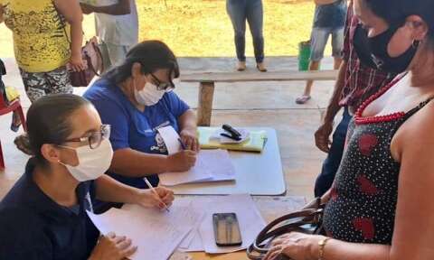 A&ccedil;&atilde;o leva atendimentos m&eacute;dicos e vacina&ccedil;&atilde;o a 147 fam&iacute;lias em assentamento 