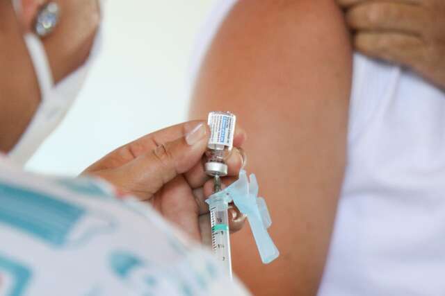Capital aplica da primeira &agrave; terceira dose em apenas um local neste domingo