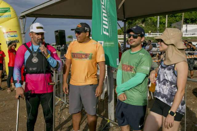 Campe&atilde;o paral&iacute;mpico, &quot;Cowboy De A&ccedil;o&quot; fica em 2&ordm; na canoagem do Pantanal Extremo