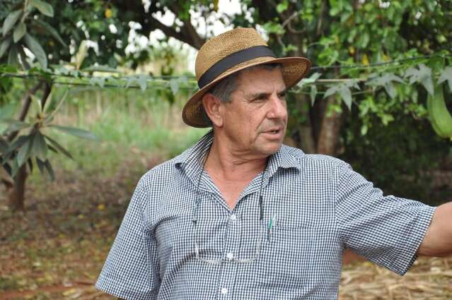 Ex-prefeito paga R$ 4 mil após ser flagrado com javalis