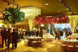 Salão do Buffet Murano, onde delegados se reuniram para festança no fim de semana. (Foto: Adepol-MS/Divulgação)
