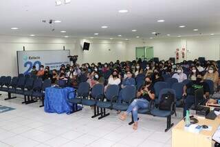 Premiação contou com a presença de estudantes e diretores de escolas estaduais da Capital e interior do Estado. (Foto: Divulgação)