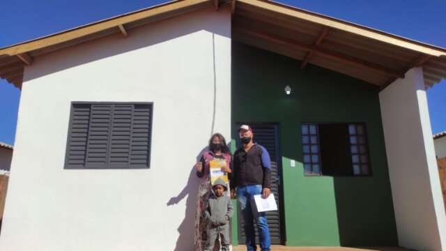  Prefeitura contrata empresas para conclus&atilde;o de casas no Canguru e Teruel