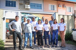 Equipe de profissionais da Luminar Energia Solar. (Foto: Henrique Kawaminami)