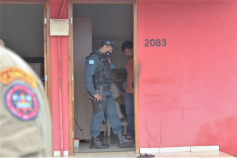 Bandidos invadem casa, idoso se assusta e morre 