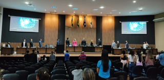Plenário da Câmara Municipal de Sidrolândia durante abertura dos trabalhos do ano de 2021. (Foto: Divulgação/Câmara Municipal)