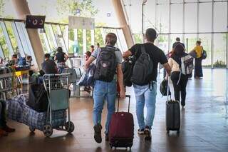 Movimentação no Terminal Rodoviário da Capital (Foto: Henrique Kawaminami | Arquivo)