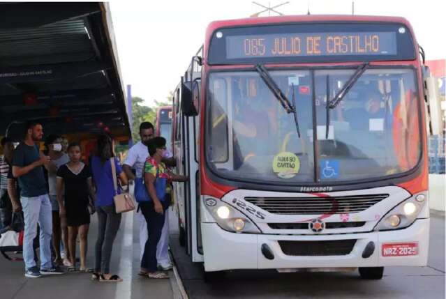 Presidente de cons&oacute;rcio cobra decis&atilde;o sobre tarifa do transporte coletivo