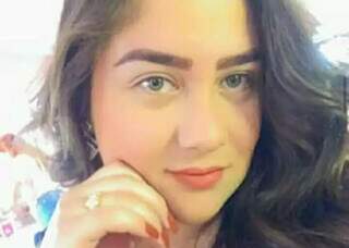 Jovem &eacute; executada com 5 tiros na cabe&ccedil;a em sal&atilde;o de beleza 