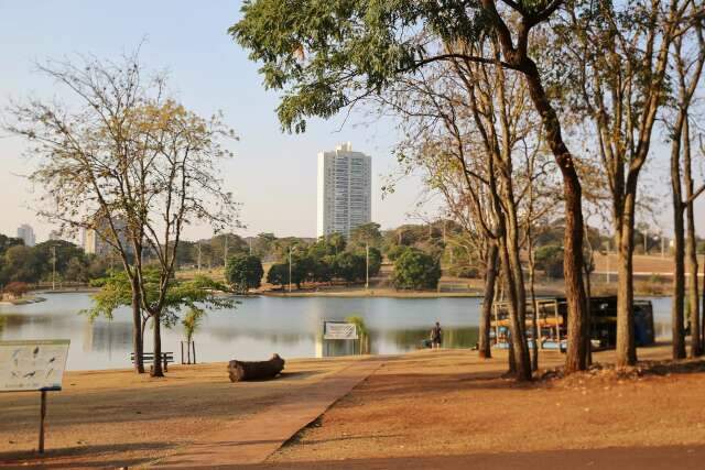 Governo abrir&aacute; licita&ccedil;&atilde;o para reforma de parques estaduais na Capital