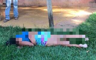 Atiradores se passam por policiais e executam mulher a tiros em frente de casa